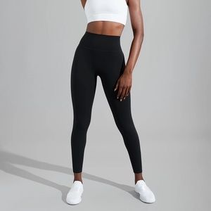 BUFF BUNNY LEGACY LEGGINGS